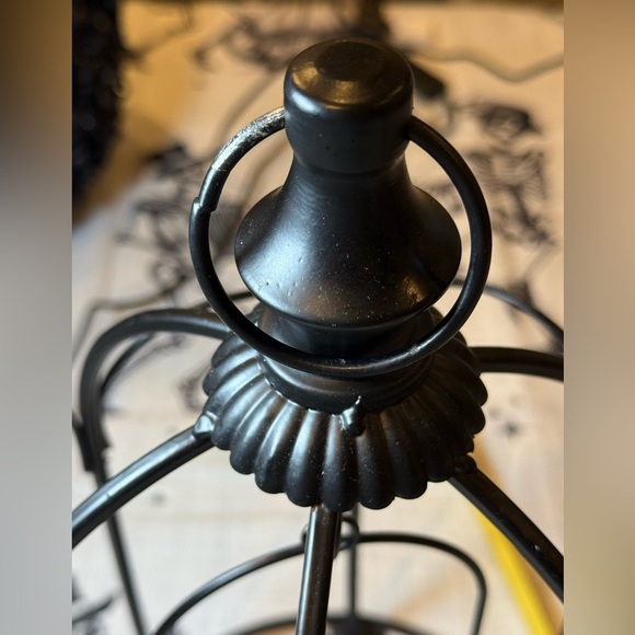 Elegant Black Metal Candle Holder - Picture 3 of 4